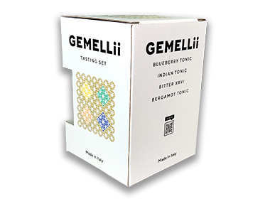 Goldveredelung und Codes auf einer Verpackung