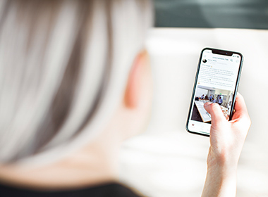 Digitaler Dialog mit den Kunden und Fälschungsschutz durch personalisierten Druck
